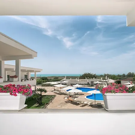 Hotel Donnalucata Resort 4*